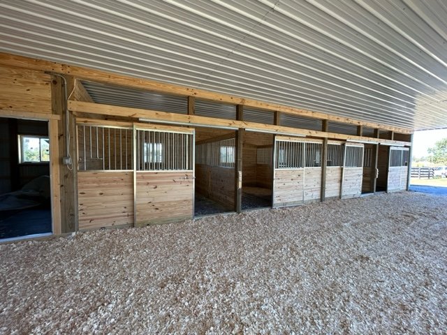 galvanized steel horse stalls